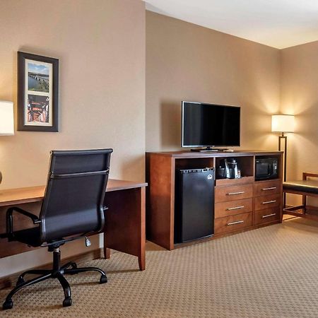 Comfort Suites Florence Shoals Area Bagian luar foto