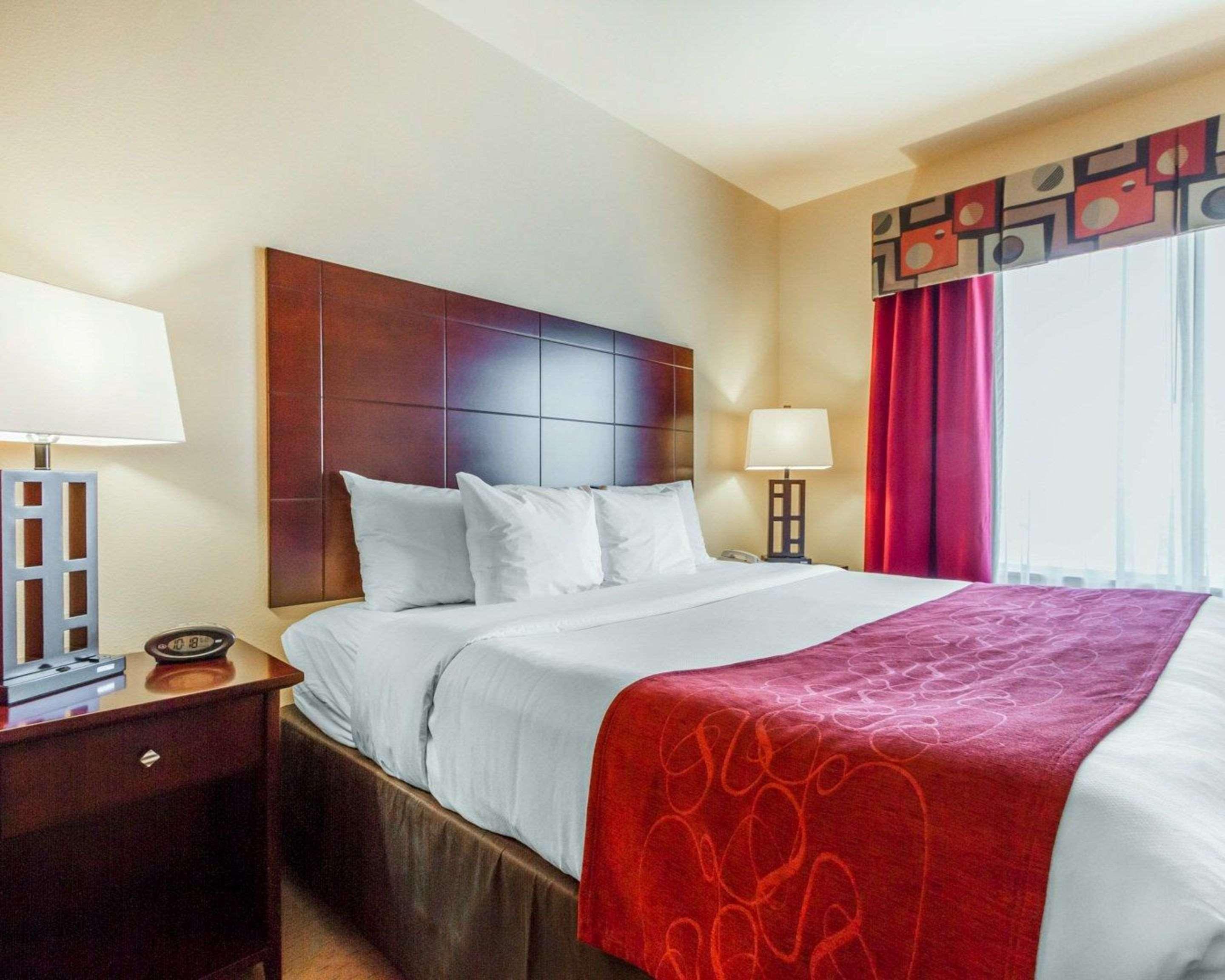 Comfort Suites Florence Shoals Area Bagian luar foto