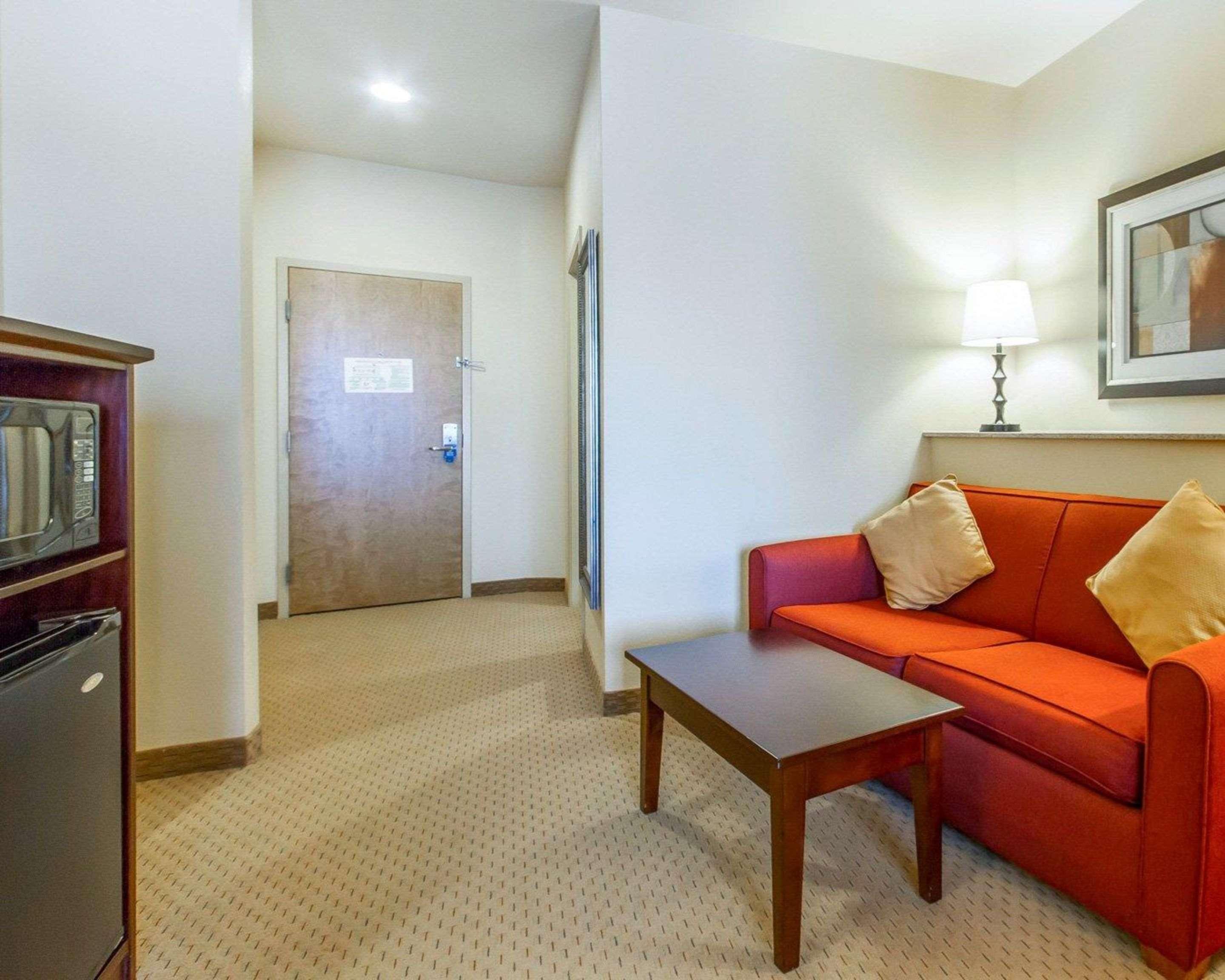 Comfort Suites Florence Shoals Area Bagian luar foto