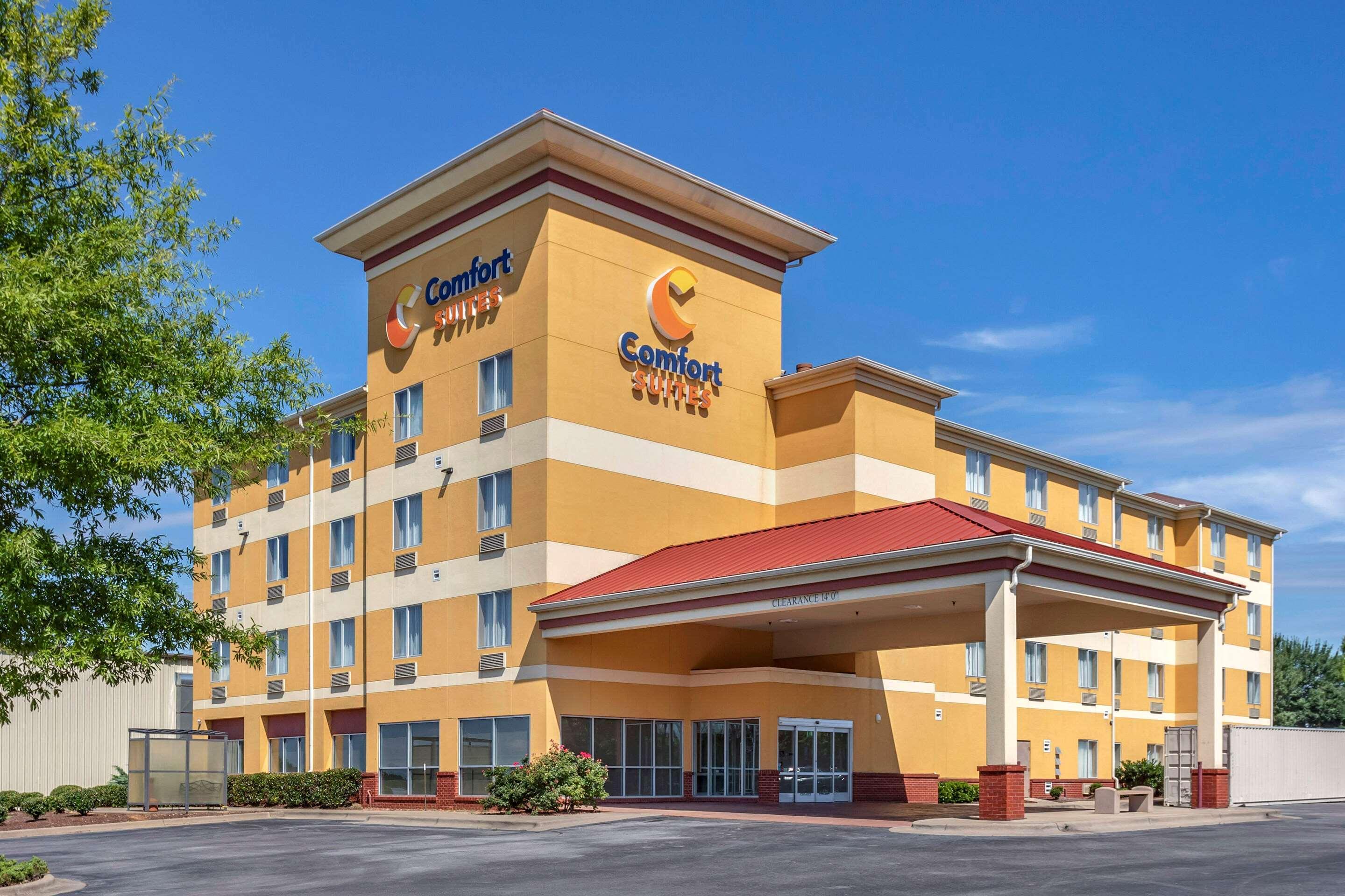 Comfort Suites Florence Shoals Area Bagian luar foto