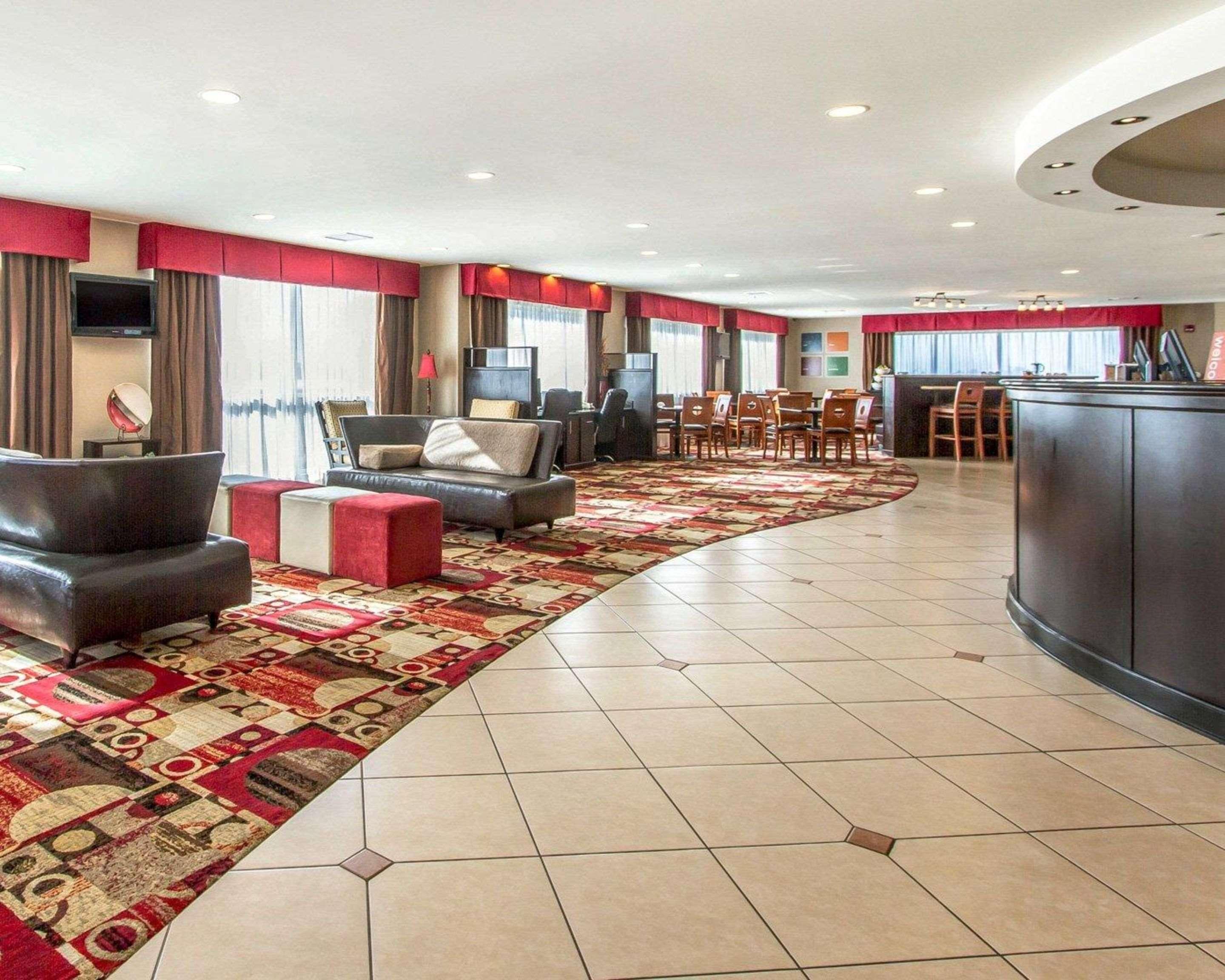 Comfort Suites Florence Shoals Area Bagian luar foto