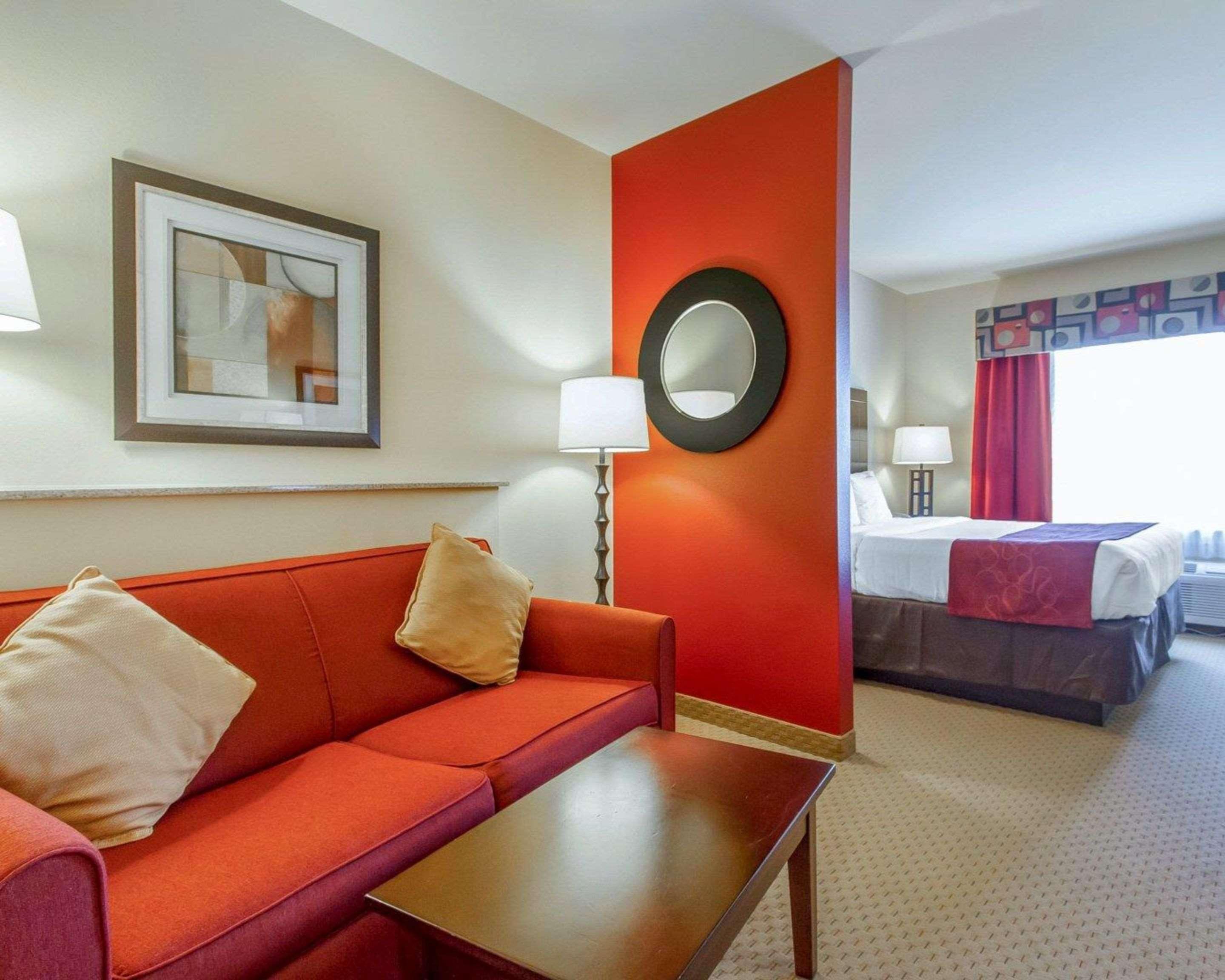 Comfort Suites Florence Shoals Area Bagian luar foto